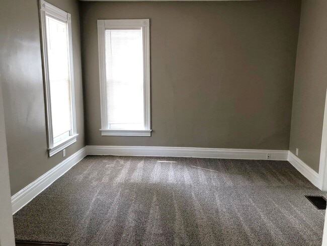 Foto del edificio - Now Available!! 1 Bed, 1 Bath House - BONUS ROOM!!