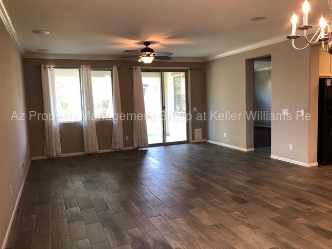 Building Photo - 4 Bedroom in Marley Park