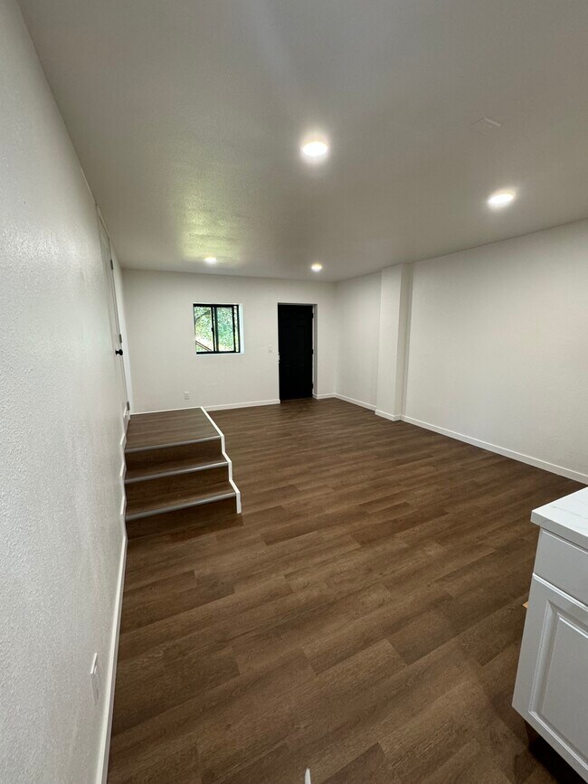 Foto del edificio - 6516 Heather Ridge Way