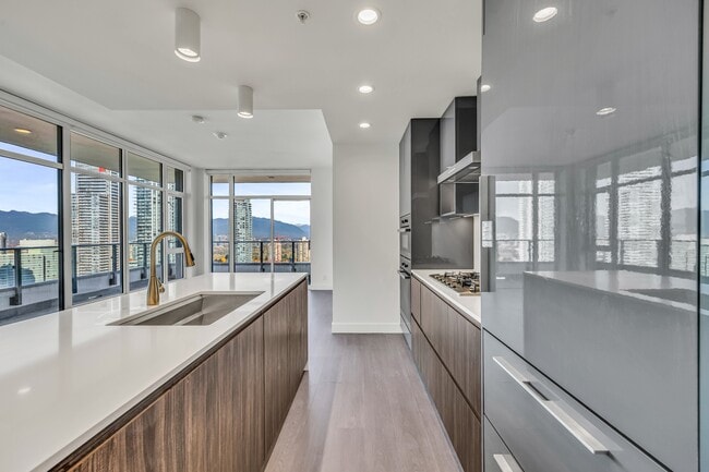 Photo du bâtiment - 6511 Sussex Ave