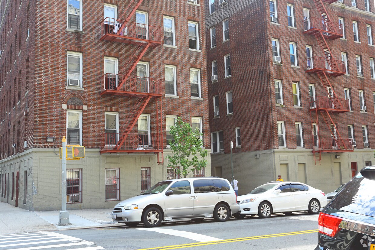Building Photo - 449-455 Audubon Ave