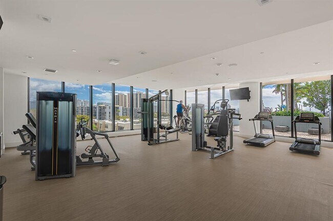 Foto del edificio - 2960 NE 207th St
