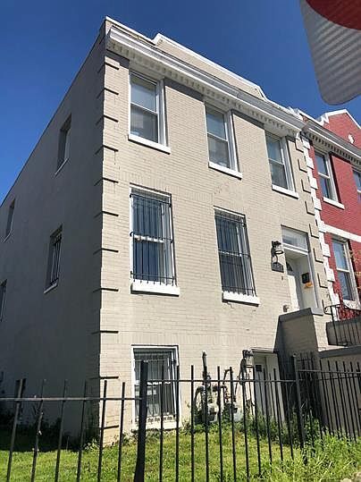 Foto principal - 787 Fairmont St NW