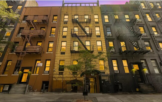 Foto del edificio - 300 E 74th St