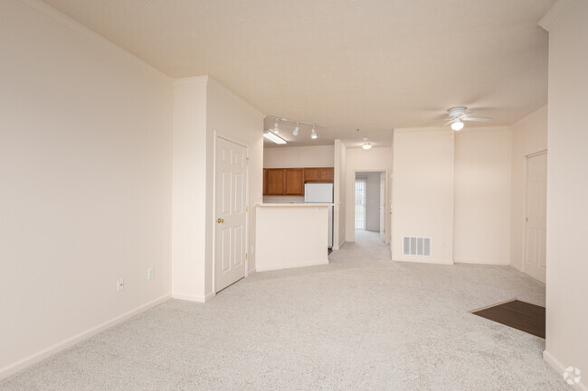 1BR, 1BA - 861SF - The Heights at Knollwood Crossing