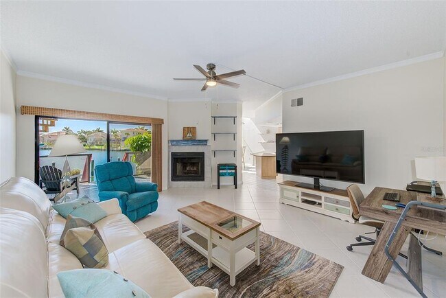 Foto del edificio - 557 Pinellas Bayway S