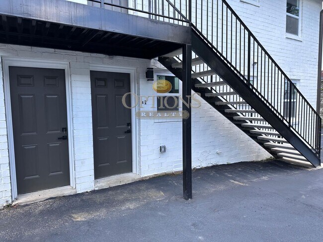 Foto del edificio - 605 Paines Ave NW