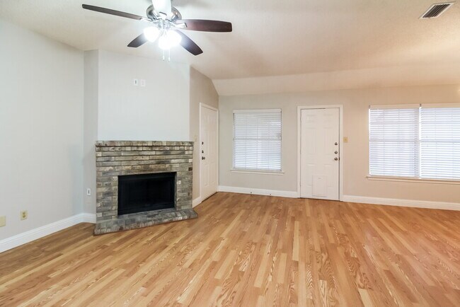 Building Photo - 1205 Hall Rd