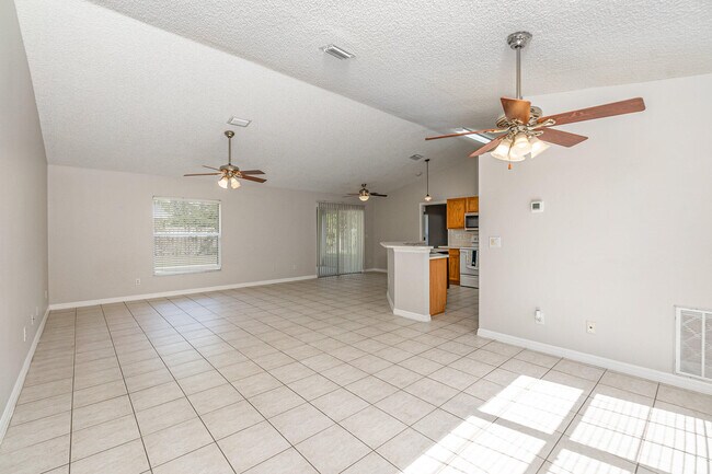 Foto del edificio - 1742 Laramie Cir