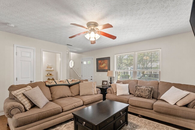 Foto del edificio - 4259 Shortleaf Ln