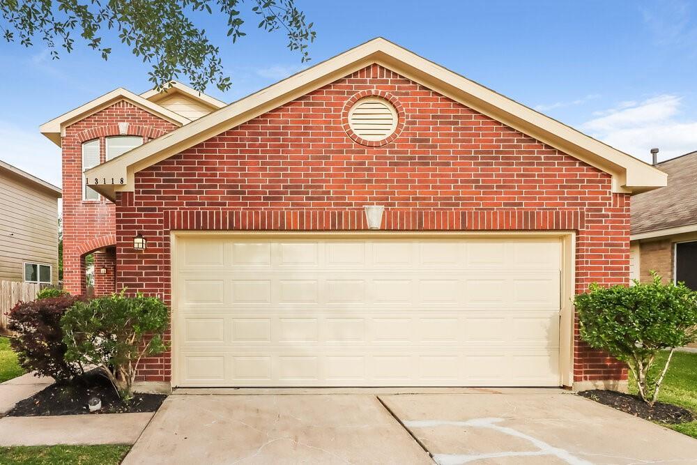 Primary Photo - 13118 Majestic Pl Ct