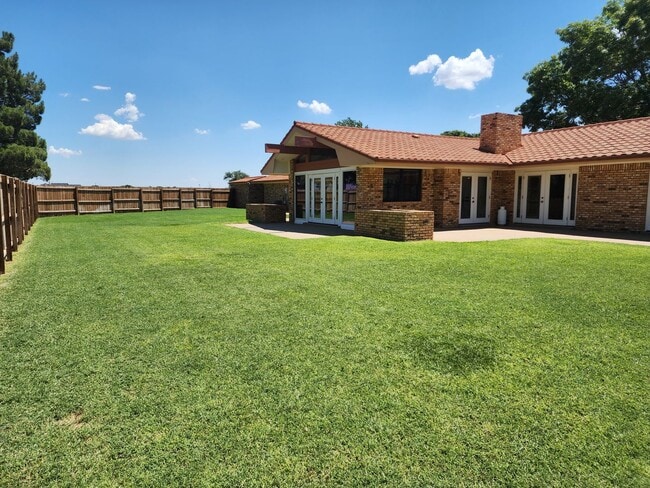 Building Photo - 516 Diamondhead Dr