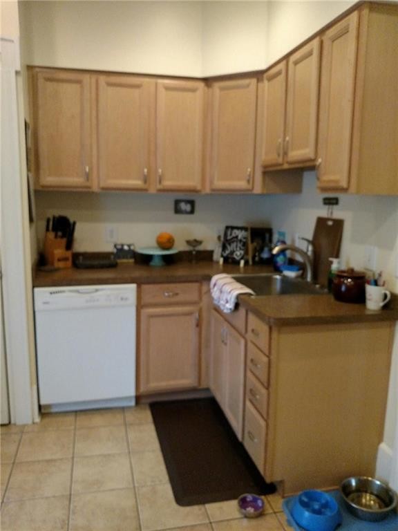 Building Photo - 625 Spring St