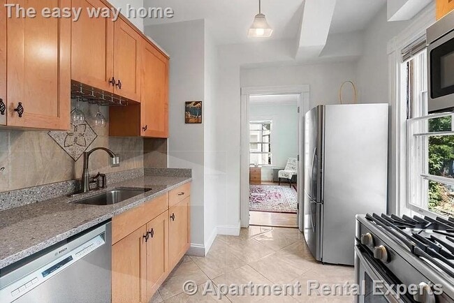 Foto del edificio - 25 Highland Ave