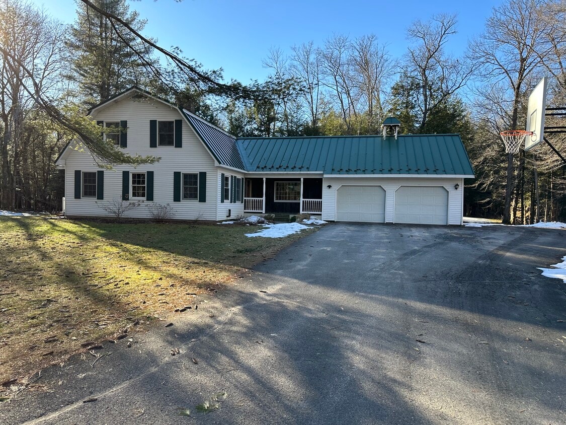 Primary Photo - 10805 Hinman Rd