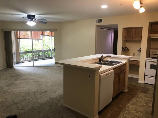 Foto del edificio - 486 N Pin Oak Pl