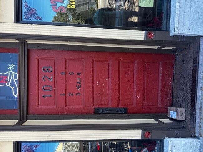 Building Photo - 1028 S State St