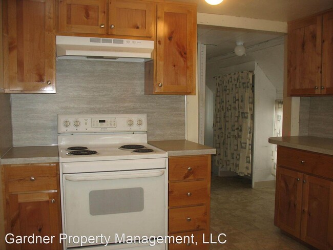 Building Photo - 2 br, 1 bath House - 496 2nd Street