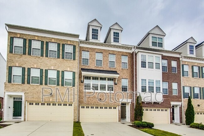 Photo - 4225 Winding Waters Ter Townhome