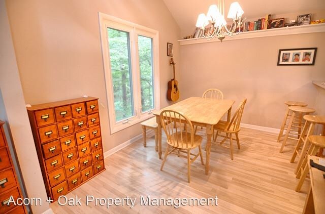 Building Photo - 3 br, 2 bath House - 2526 Booker Creek Road