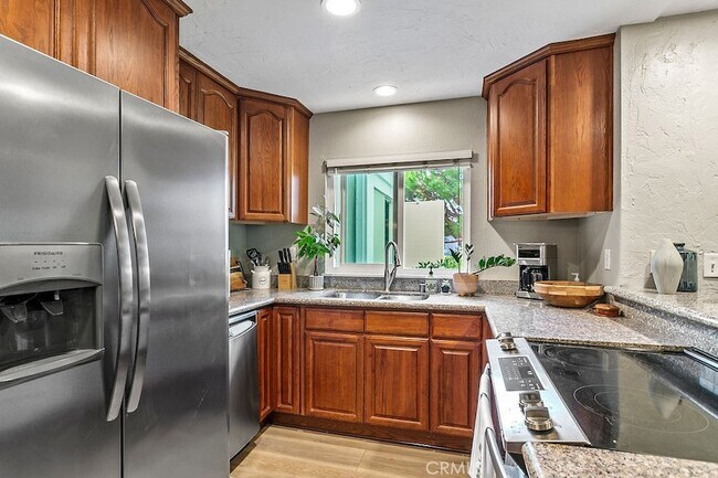 Foto del edificio - 34152 Selva Rd