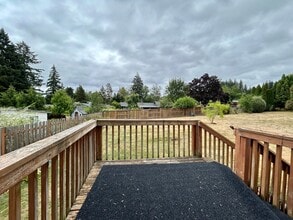 Building Photo - 14264-14264 SW 114th Ave