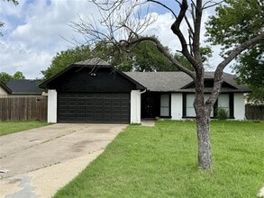 Building Photo - 1213 Garden Terrace Dr