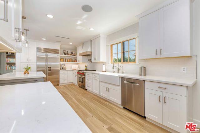 Foto del edificio - 830 N Reese Pl