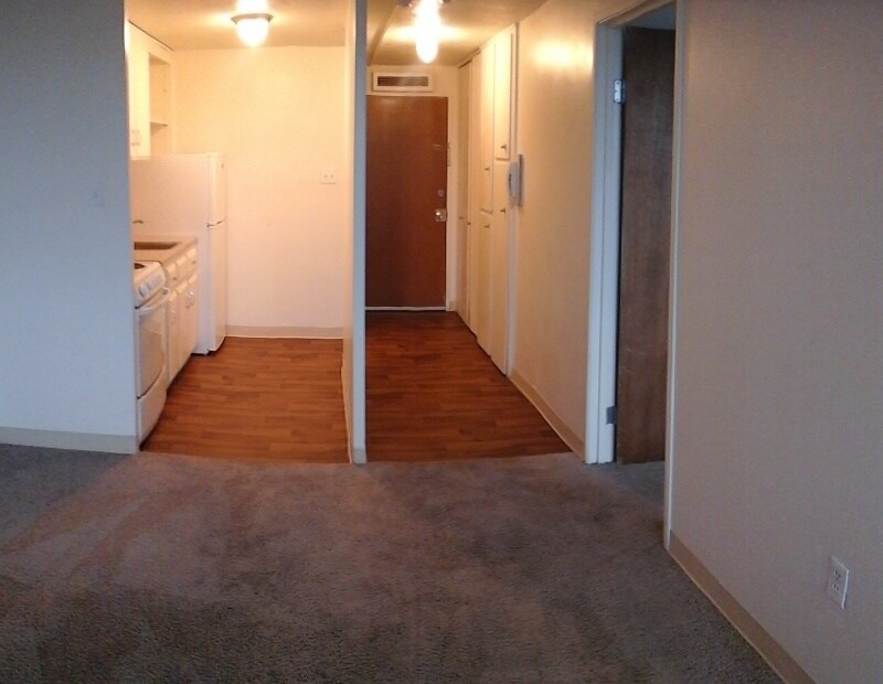 Foto principal - 1750 S Federal Blvd