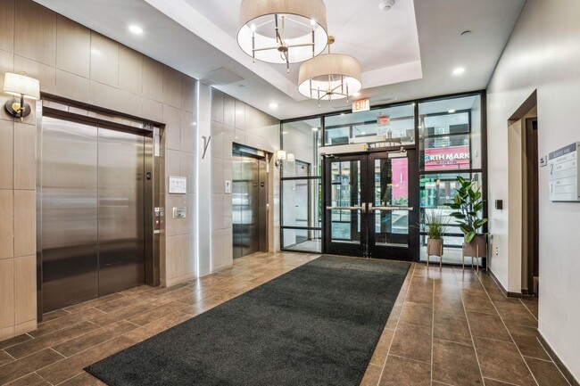 Foto del edificio - 6745 Longshore St