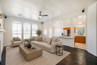 Building Photo - 1714 Bumelia Ct