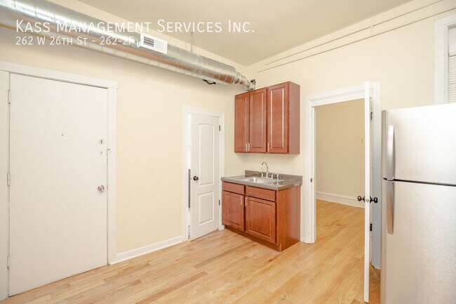 Foto del edificio - 262 W 26th St