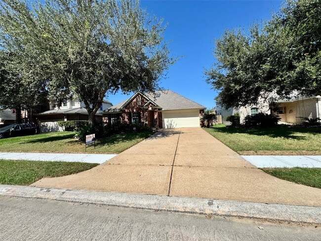 Foto del edificio - 7617 Waterlilly Ln