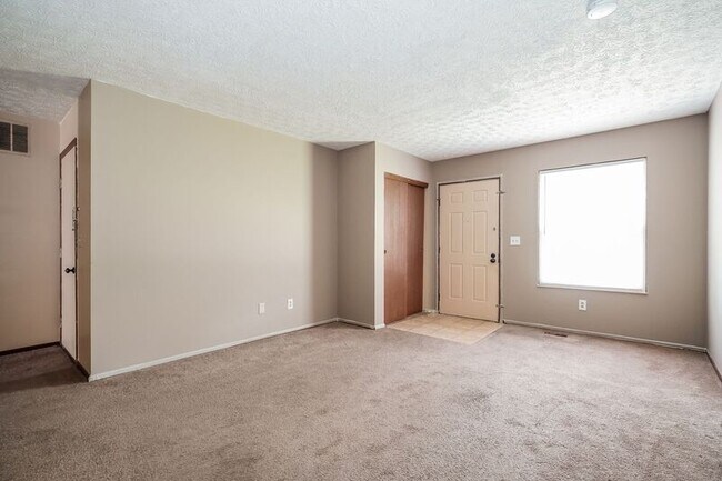 Foto del edificio - 2510 Thimbleberry Rd