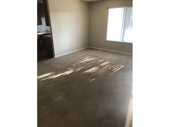 Entry into Living - 2342 Grove Ave