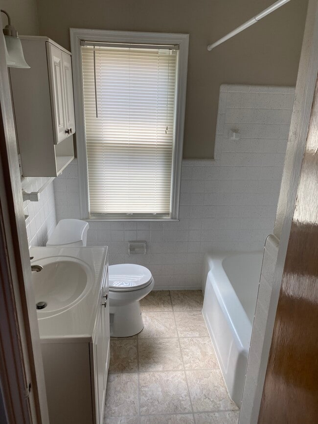 11448 Columbia, Redford Charter Township, MI 48239 House Rental in