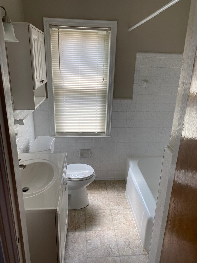 Foto del edificio - 11448 Columbia