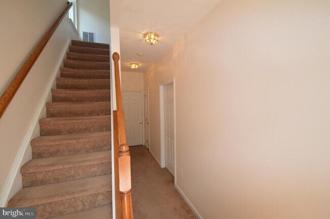 Foto del edificio - 42761 Hollingsworth Terrace