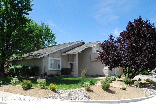 Building Photo - 4 br, 3 bath House - 4935 Golden Springs D...