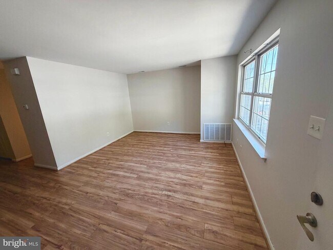 Foto del edificio - 177 Parker Ave