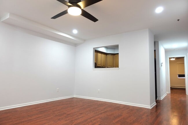 Building Photo - Ground Floor 1 Bed / 1 Bath