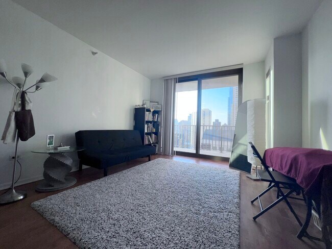 Foto del edificio - 635 N Dearborn St