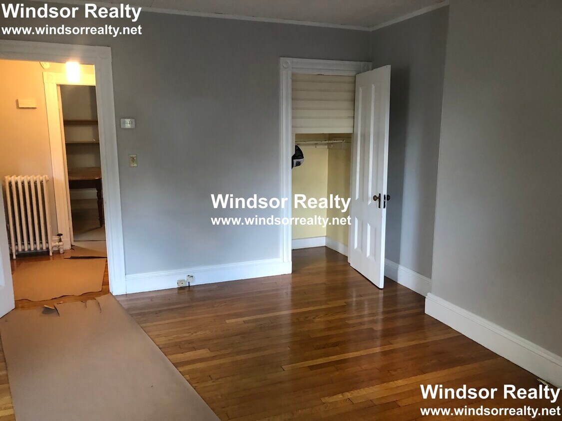 Foto principal - 68 Charlesbank Rd
