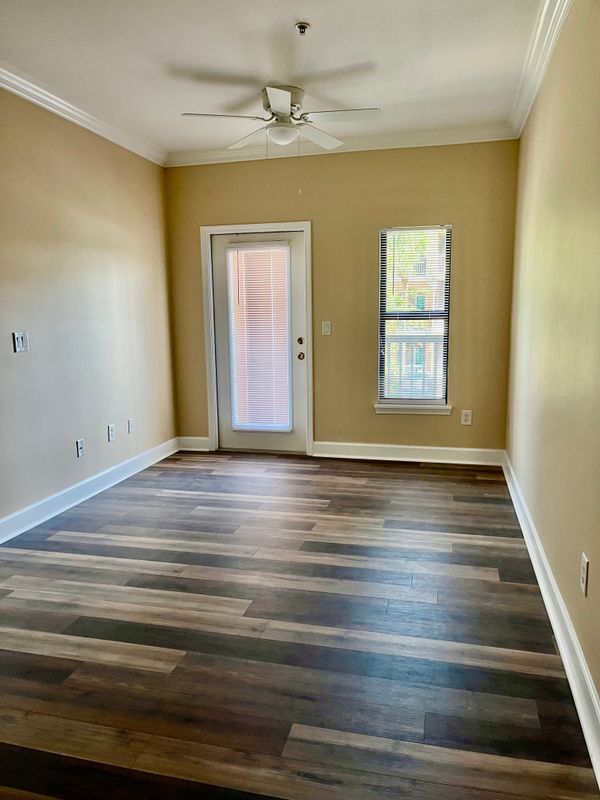 Building Photo - 6441 Borasco Dr