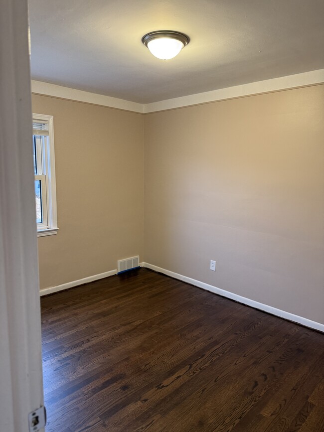 Building Photo - 21531 Arrowhead St