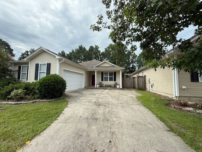 Foto del edificio - Updated 3-bedroom, 2-bathroom in The Arbors at Westgate