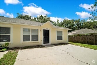 Building Photo - 825 Douglass Ave