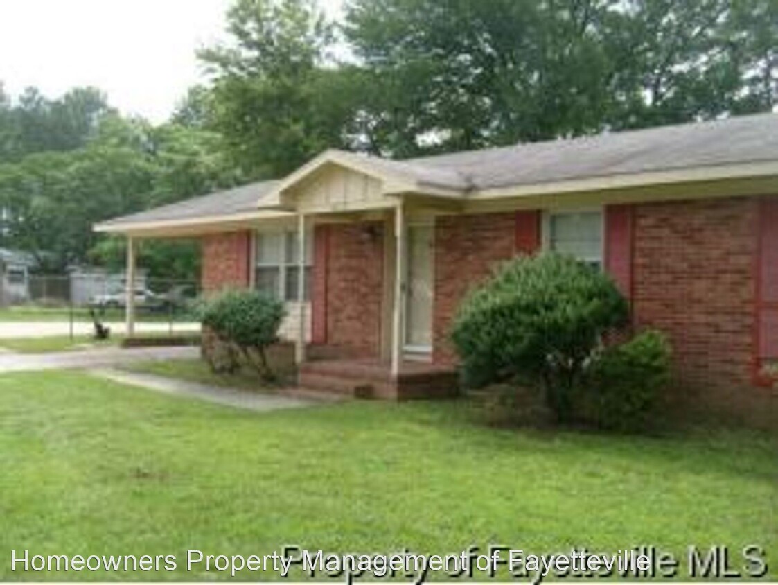 Primary Photo - 3 br, 1.5 bath House - 4912 Rosehill Road