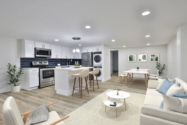 Open Concept-Renovated (Select Units) - New Orleans Park Apartments