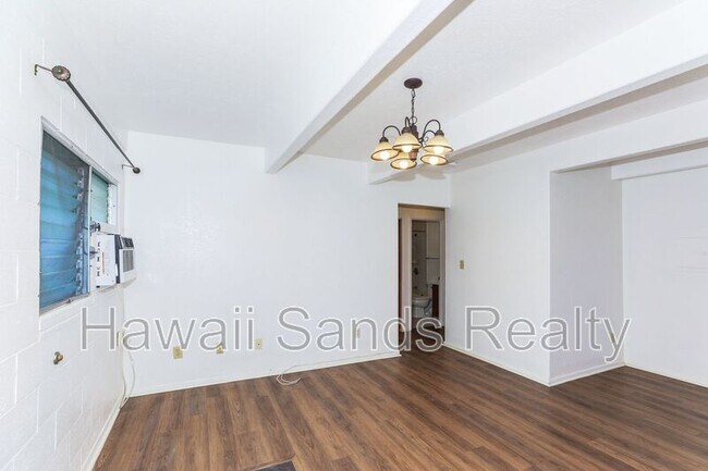 Foto del edificio - 3331 Hayden St